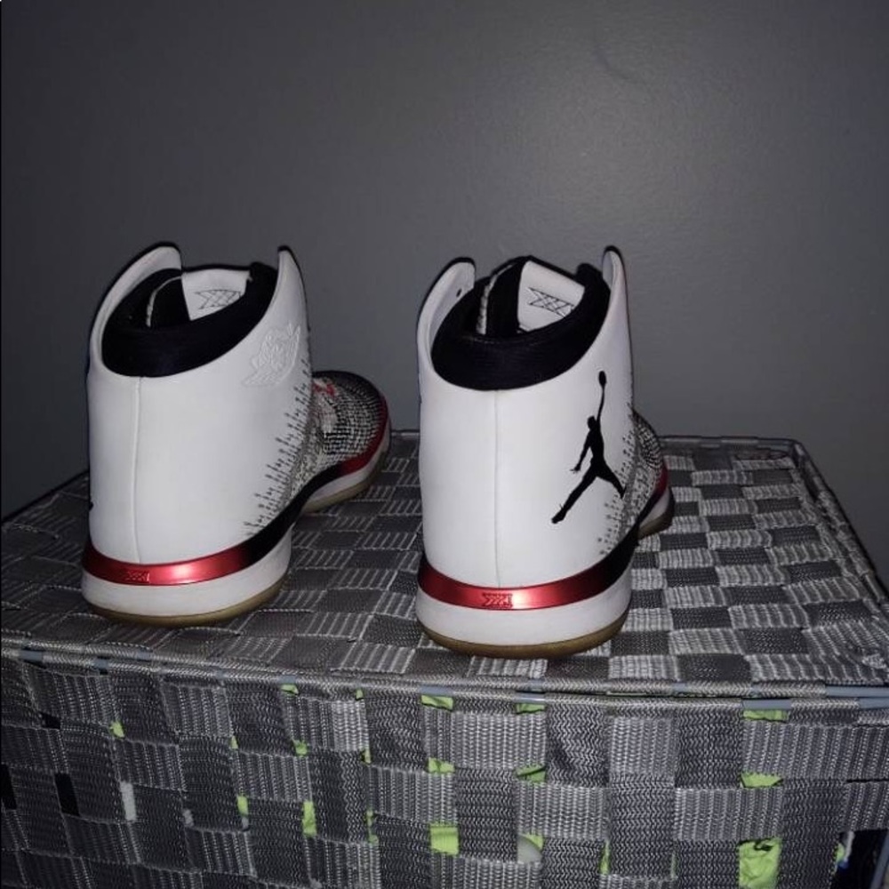 Jordan 31 - Picture 5 of 5